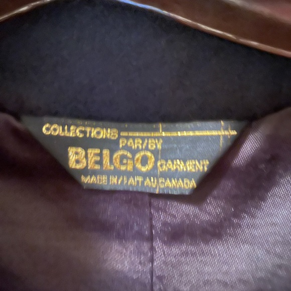 Women’s size 12 Petite Winter Coat with Fox fur collar. New, worn maybe twice :( - Picture 2 of 4